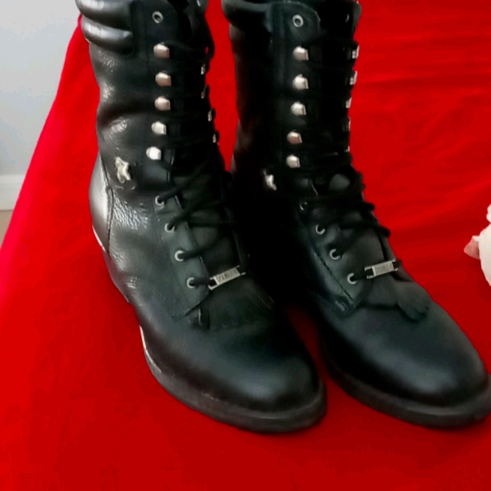Riding boots